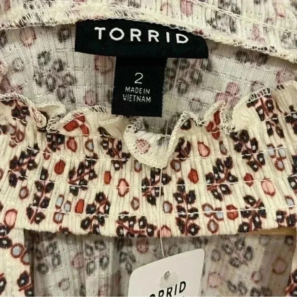 TORRID Textured Jersey Choker Neck Smocked Bottom Top - Picture 6 of 9